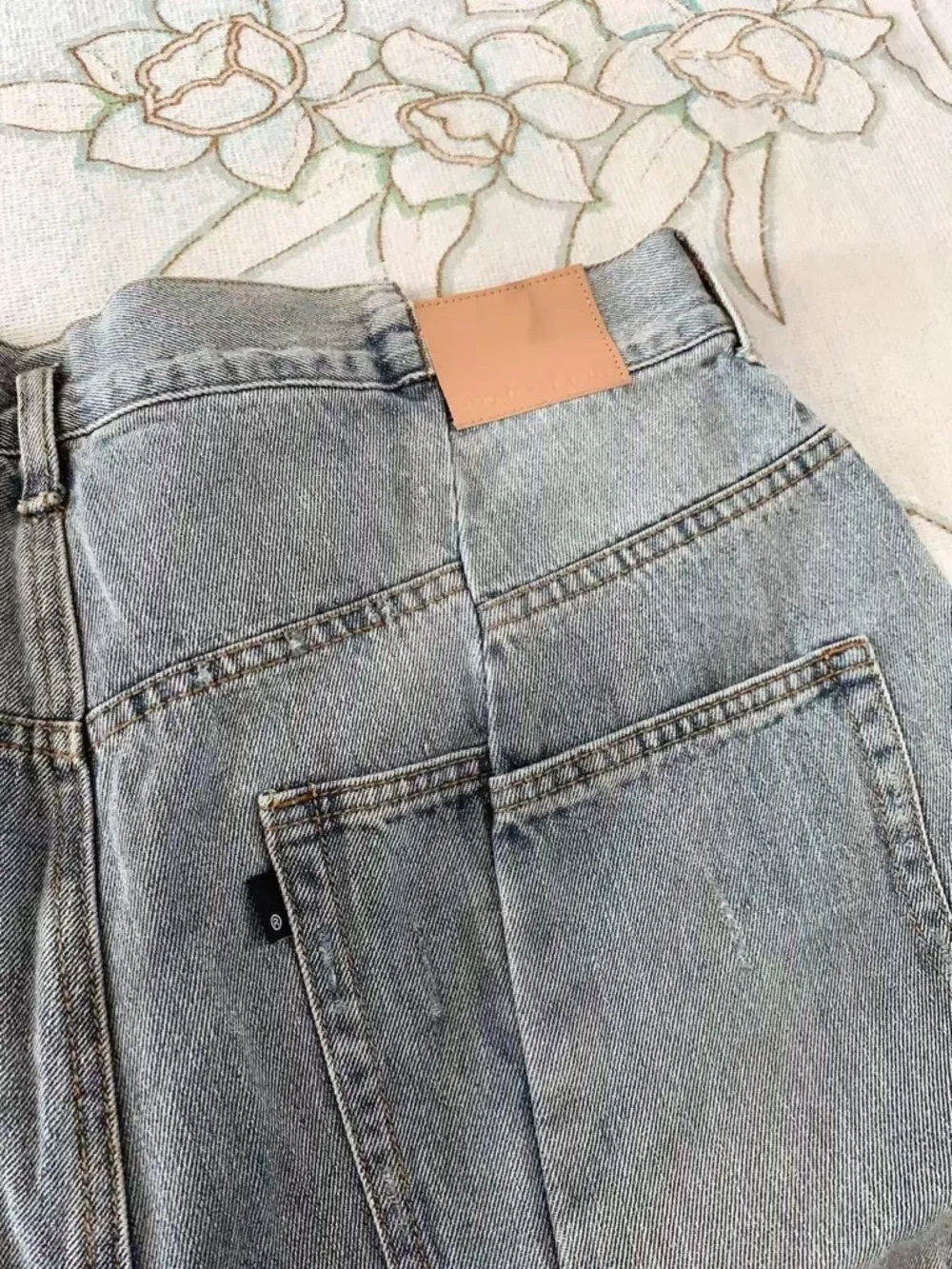 Washed Distressed Frayed‎ Tassel Wrinkled Denim Shorts 34